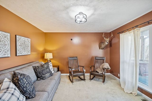 875 Old Stage Rd, Spring City, TN 37381