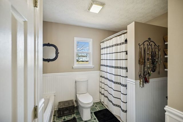 875 Old Stage Rd, Spring City, TN 37381