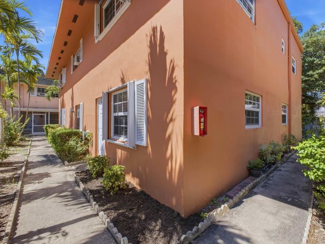 2200 Monroe Street 24, Hollywood, FL 33020