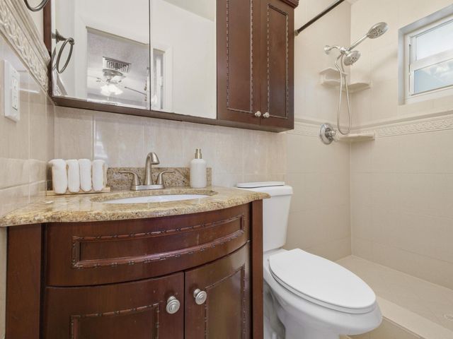 2200 Monroe Street 24, Hollywood, FL 33020