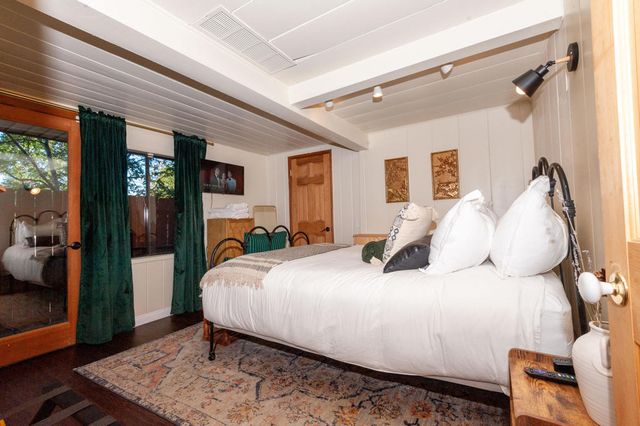 644 Cedar Lane, Twin Peaks, CA 92391