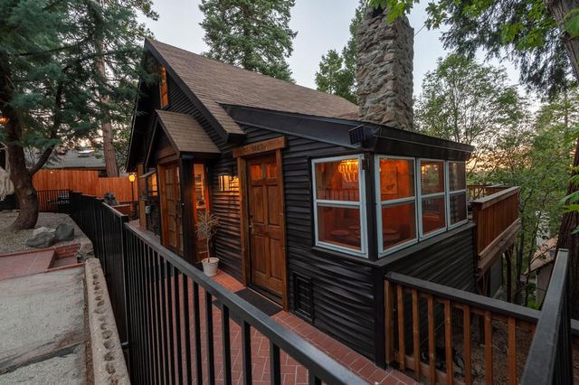 644 Cedar Lane, Twin Peaks, CA 92391