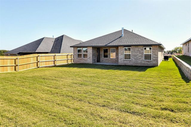 4917 Desert Willow Lane, Edmond, OK 73034