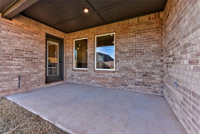 4917 Desert Willow Lane, Edmond, OK 73034