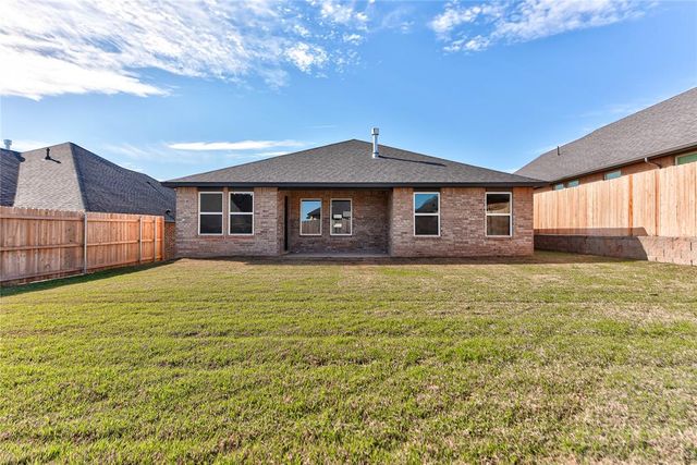 4917 Desert Willow Lane, Edmond, OK 73034
