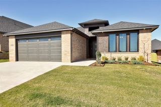 4917 Desert Willow Lane, Edmond, OK 73034