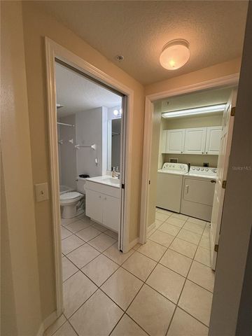 318 CLEARBROOK CIRCLE 106, Venice, FL 34292