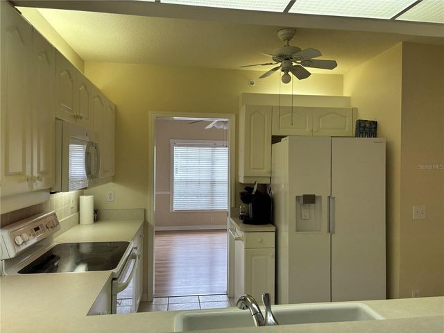 318 CLEARBROOK CIRCLE 106, Venice, FL 34292