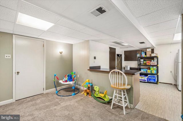 82 HOFFMAN RD, Ridley Park, PA 19078