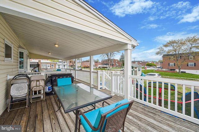 82 HOFFMAN RD, Ridley Park, PA 19078