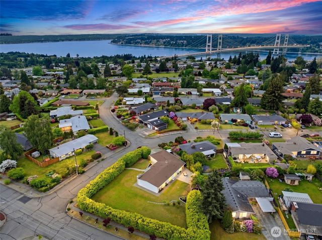 7001 N 13th Street, Tacoma, WA 98406