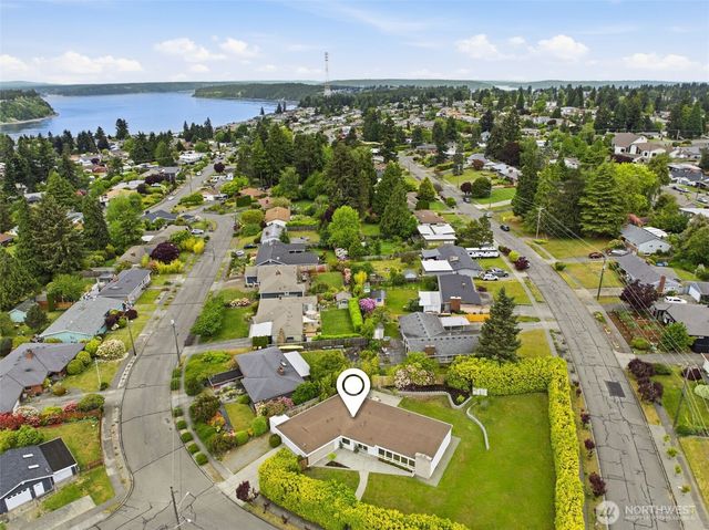 7001 N 13th Street, Tacoma, WA 98406