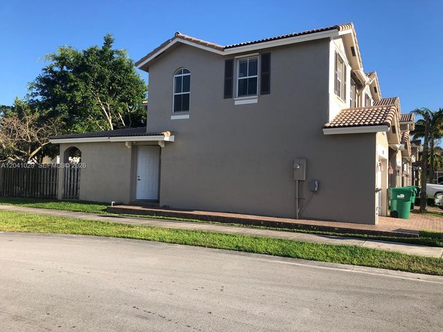 11823 SW 152nd Ct, Miami, FL 33196