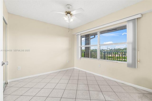 550 SW 138th Ave 409K, Pembroke Pines, FL 33027