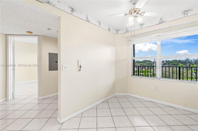 550 SW 138th Ave 409K, Pembroke Pines, FL 33027