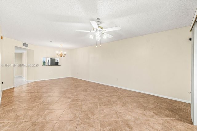 550 SW 138th Ave 409K, Pembroke Pines, FL 33027