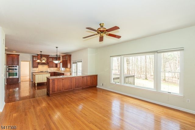5 HERITAGE CT, Randolph Twp., NJ 07869
