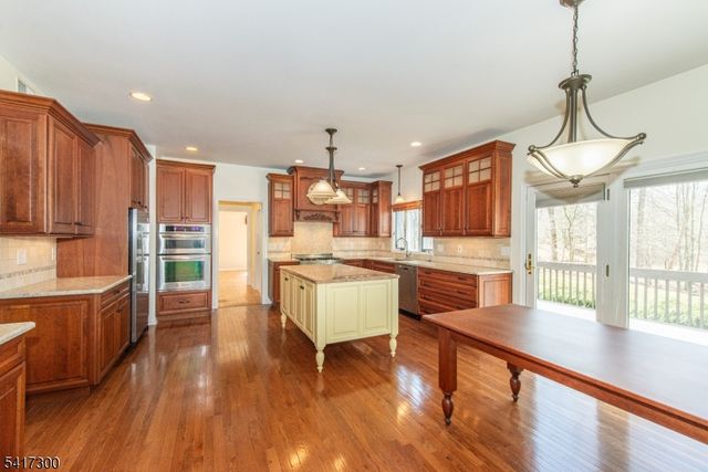 5 HERITAGE CT, Randolph Twp., NJ 07869