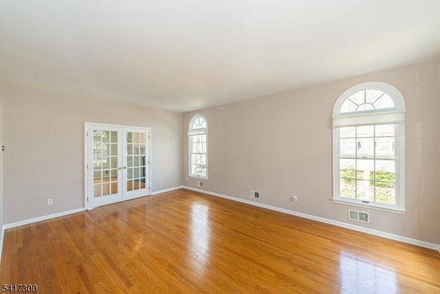 5 HERITAGE CT, Randolph Twp., NJ 07869