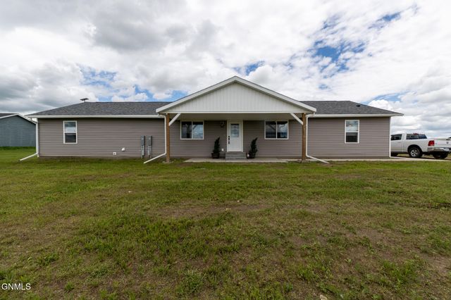 5476 Matthew Avenue, Williston, ND 58801 property photo