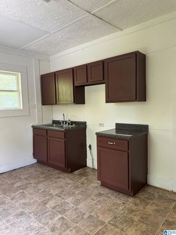 821 SW 29TH STREET SW, Birmingham, AL 35211