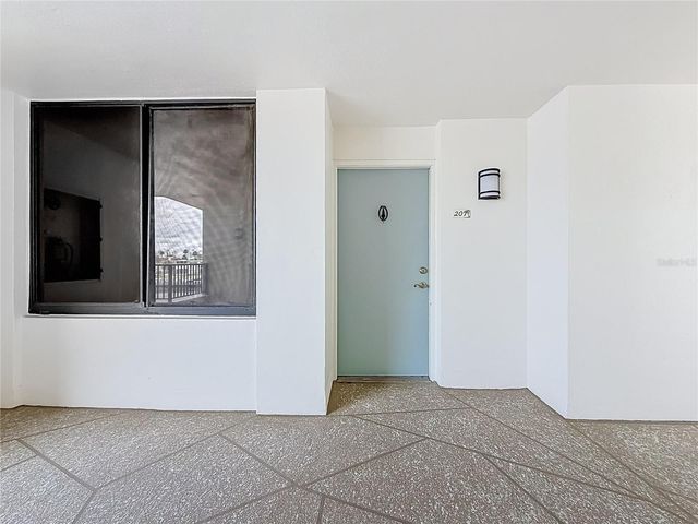 7100 SUNSET WAY 207, St Pete Beach, FL 33706