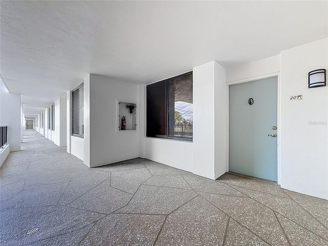 7100 SUNSET WAY 207, St Pete Beach, FL 33706