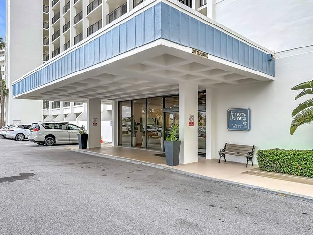 7100 SUNSET WAY 207, St Pete Beach, FL 33706