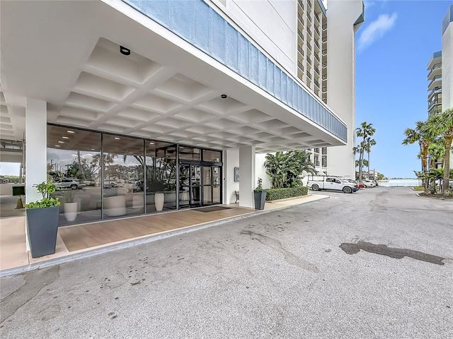 7100 SUNSET WAY 207, St Pete Beach, FL 33706
