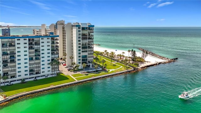 7100 SUNSET WAY 207, St Pete Beach, FL 33706