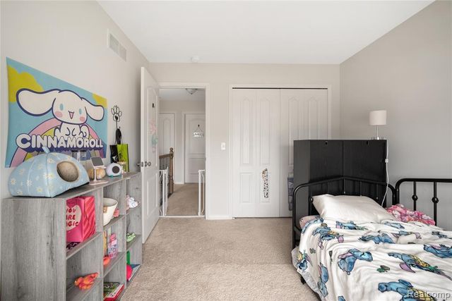 353 Hidden River, Holly, MI 48442