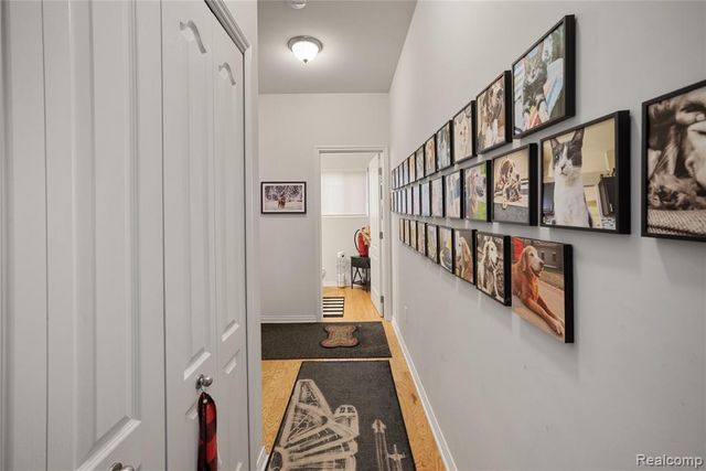 353 Hidden River, Holly, MI 48442