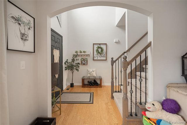 353 Hidden River, Holly, MI 48442