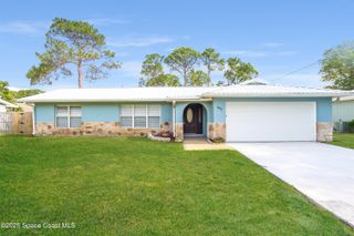 655 Alhambra Road SE, Palm Bay, FL 32909