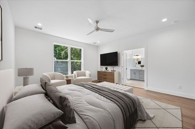 1832 W Tidwell Road, Houston, TX 77091