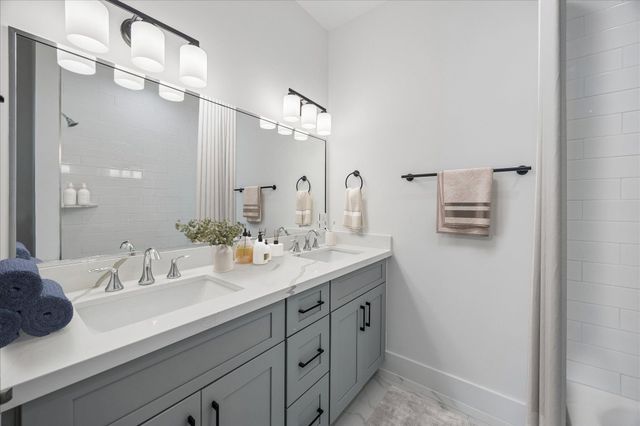 1832 W Tidwell Road, Houston, TX 77091