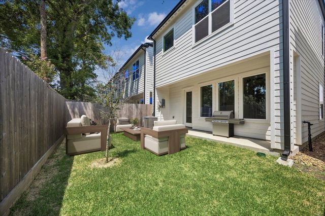 1832 W Tidwell Road, Houston, TX 77091