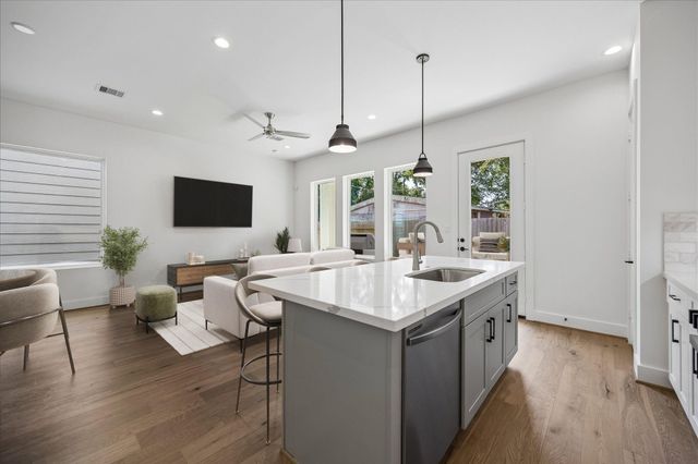 1832 W Tidwell Road, Houston, TX 77091