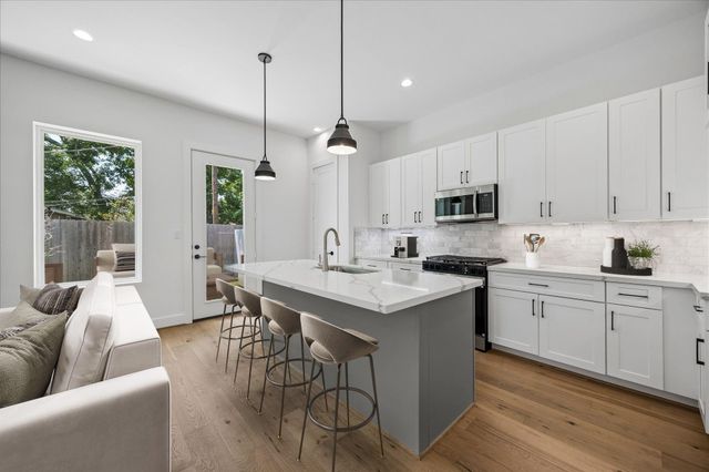 1832 W Tidwell Road, Houston, TX 77091