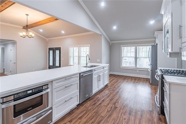 194 Melanie Lane, Woodstock, GA 30188