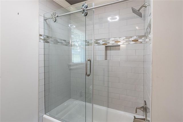 194 Melanie Lane, Woodstock, GA 30188