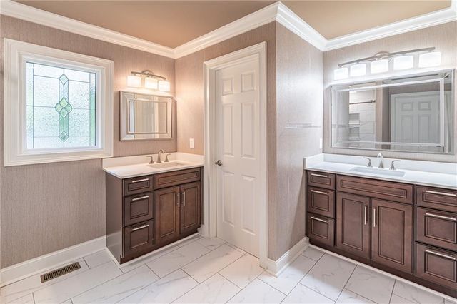 194 Melanie Lane, Woodstock, GA 30188