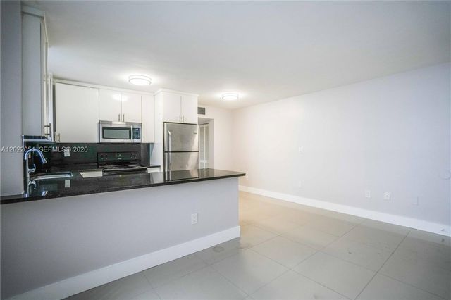 1986 Biarritz Dr 101, Miami Beach, FL 33141