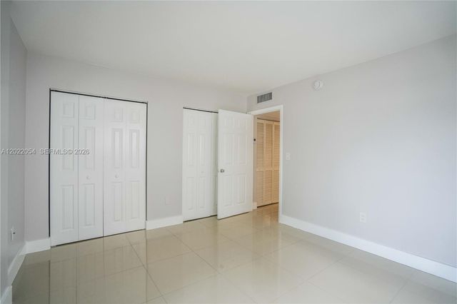 1986 Biarritz Dr 101, Miami Beach, FL 33141