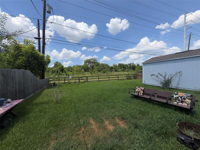 2209 18th Street, Galena Park, TX 77547