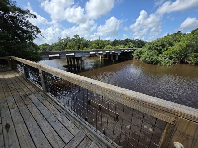 354 Sir Lancelot Drive N, Sargent, TX 77414