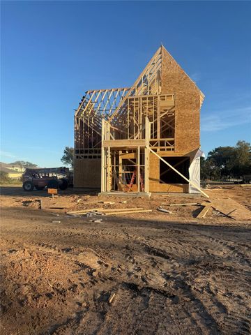 2700 S 2nd B, Waco, TX 76706