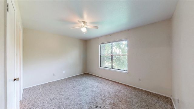 303 Manuel Drive C, College Station, TX 77840