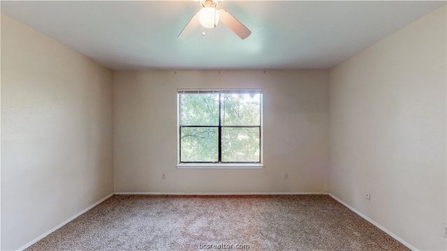 303 Manuel Drive C, College Station, TX 77840
