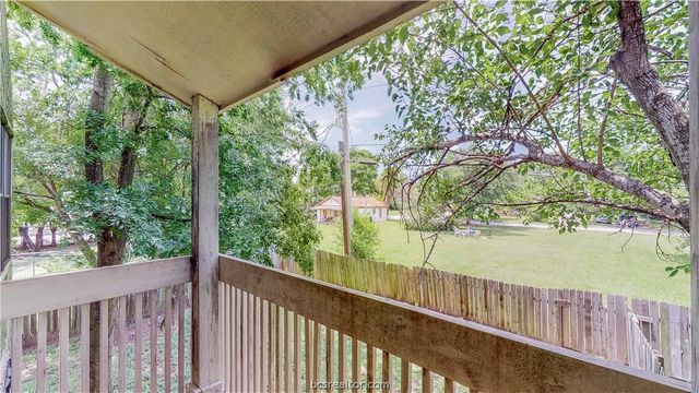 303 Manuel Drive C, College Station, TX 77840